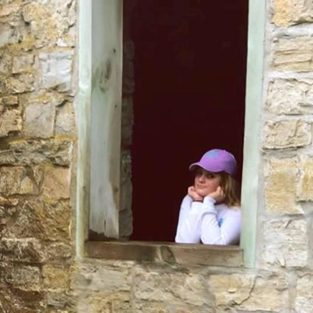 Meet your Posher, Sierra